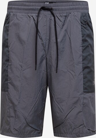 Pantalon de sport OAKLEY en gris : devant