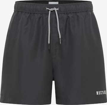 MUSTANG Boardshorts in Schwarz: Vorderseite