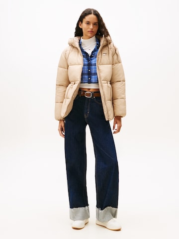 Tommy Jeans - Chaqueta de invierno en marrón