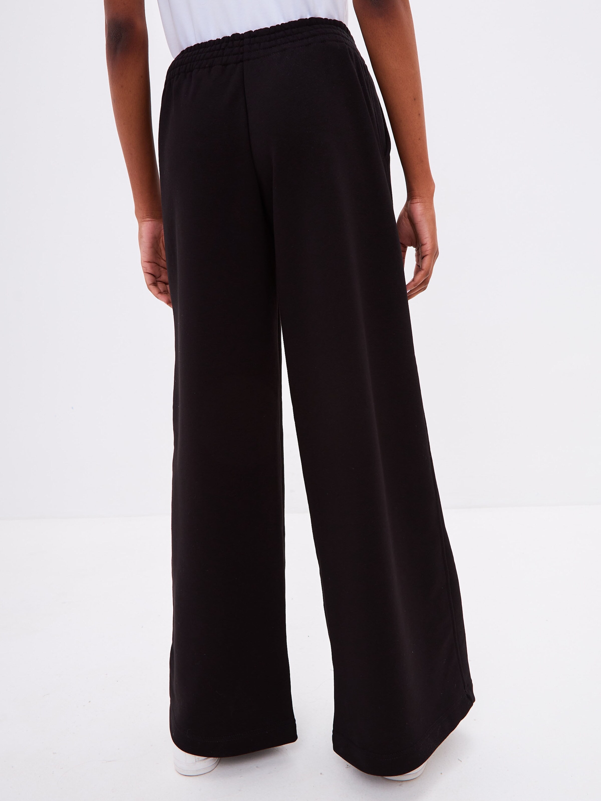 Cat e Lolette Regular Housut 'Palazzo Trousers' värissä musta