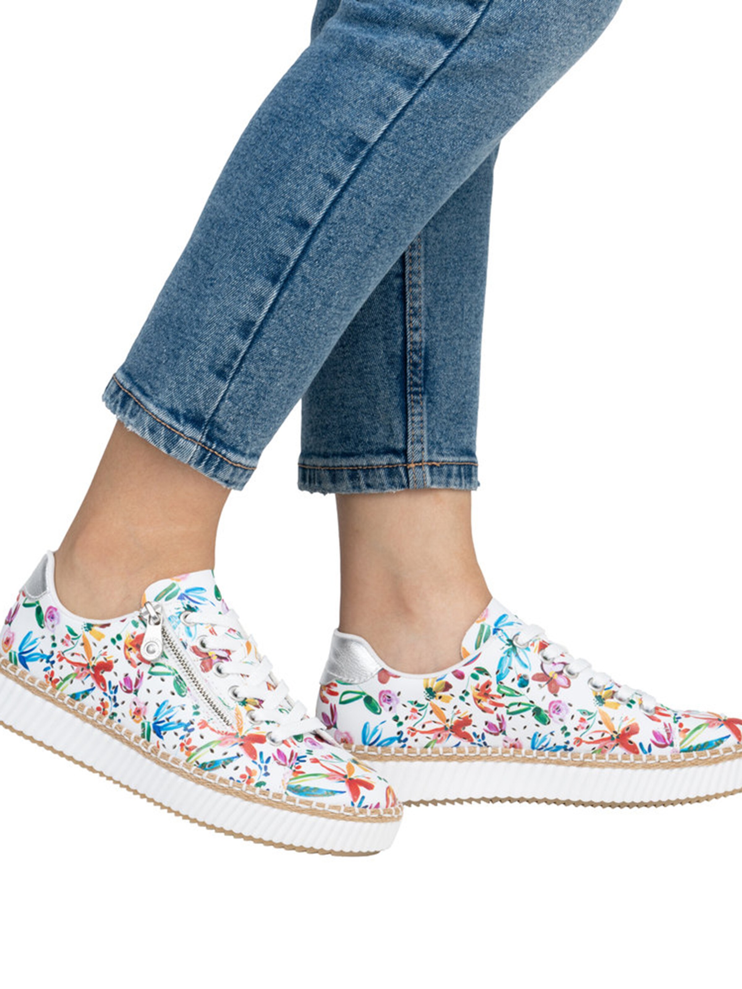 Rieker Ниски маратонки в бяло