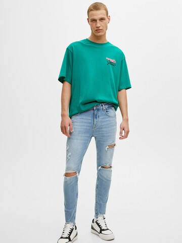 Pull&Bear Regular Jeans in Blauw: voorkant