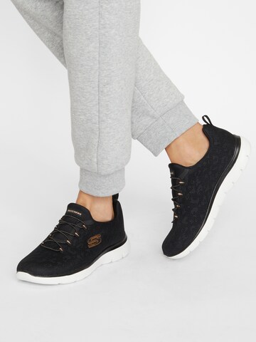 SKECHERS Sneaker low 'Summits' i sort