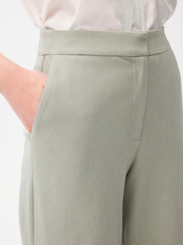 adl Wide leg Pants in Green