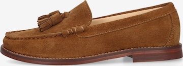 Henry Stevens Classic Flats 'Riley' in Beige: front