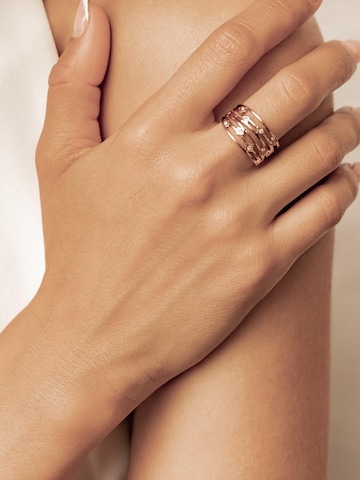 Hey Happiness Ring 'Multi Band Crystal' in Gold