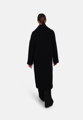 Fuchs Schmitt Between-Seasons Coat in Black