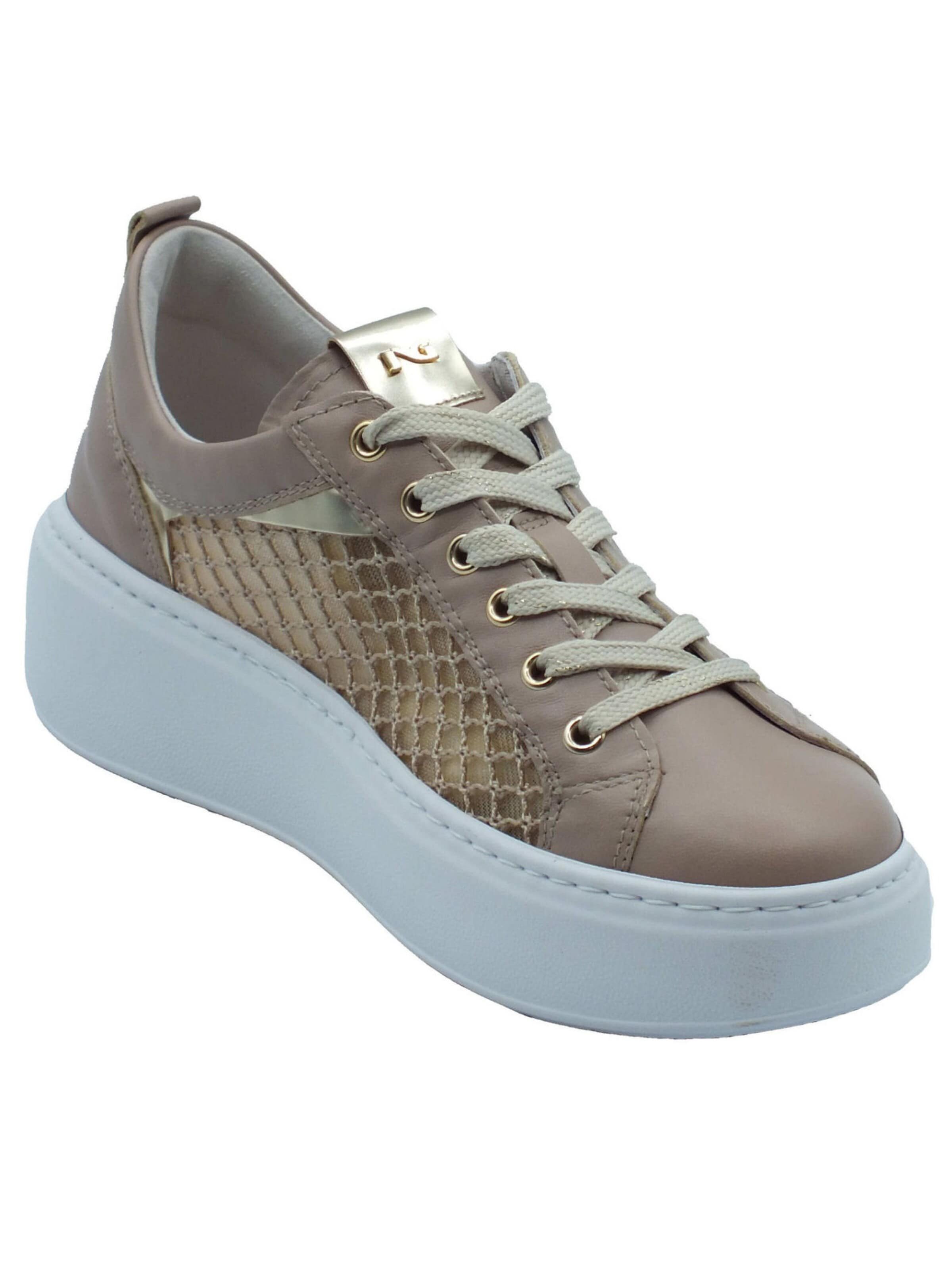 Nero Giardini Lace-Up Shoes in Brown