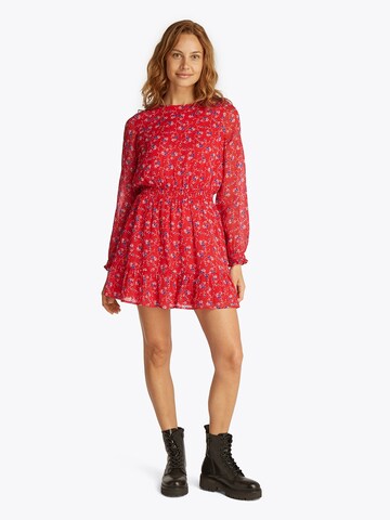 Tommy Jeans - Vestido en rojo
