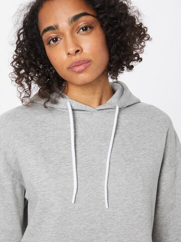 QS Sweatshirt in Grau