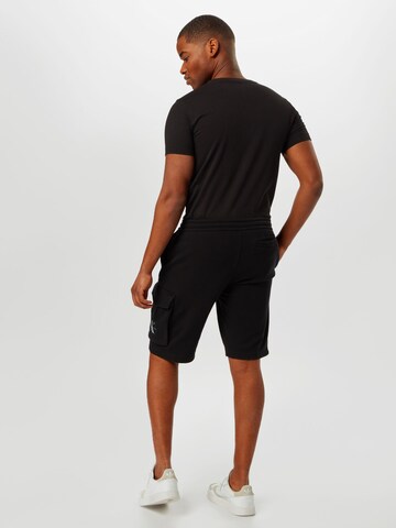 Calvin Klein Jeans Regular Shorts in Schwarz