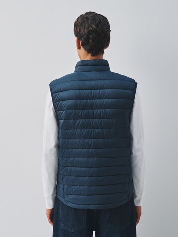 Next Vest in Blue