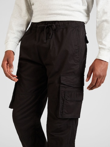 HOLLISTER Regularen Kargo hlače | črna barva