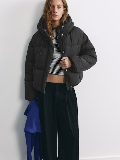 Pull&Bear Přechodná bunda ve velikosti XS - černá, Produkt