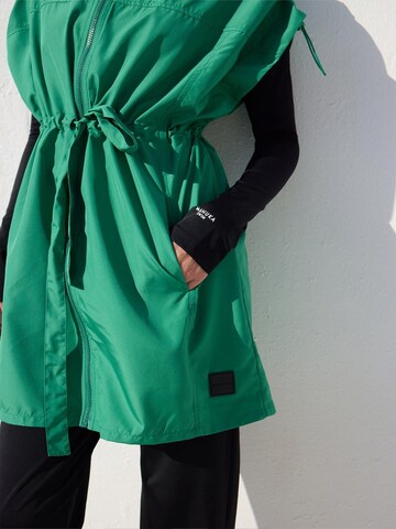 MANUKA Swimsuit dress in Green