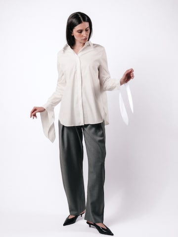 Chemisier 'Cămașă Sylvie' IORGONI en blanc