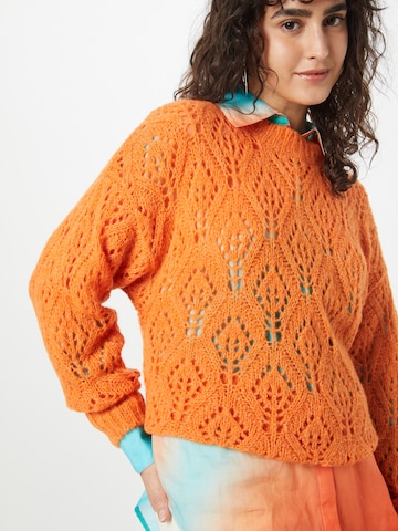 UNITED COLORS OF BENETTON Sweater in Orange