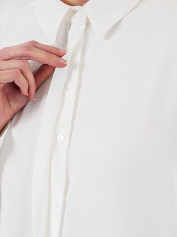 Camicia da donna di Bigdart in bianco