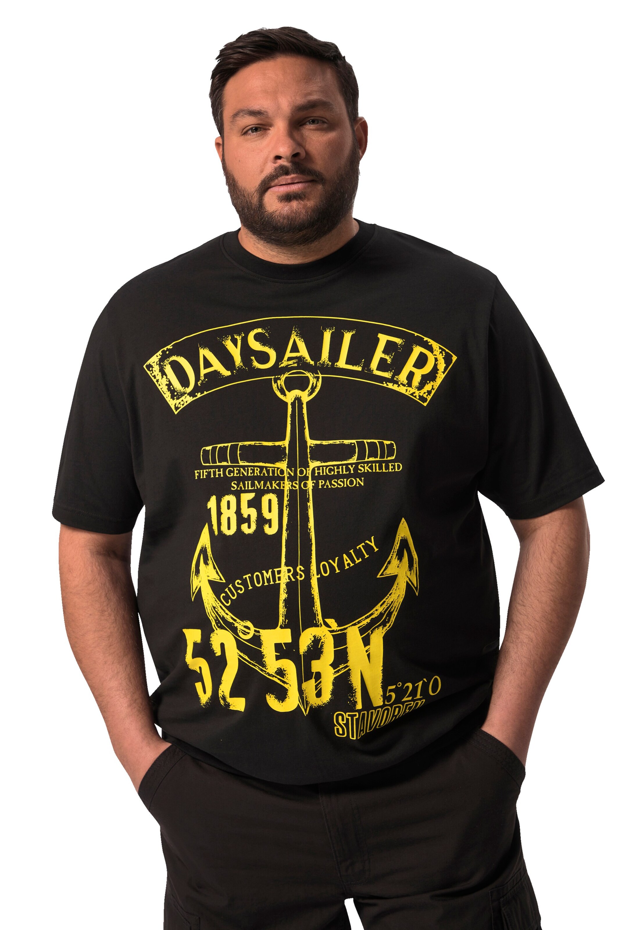 Men Plus Shirt in Black: front