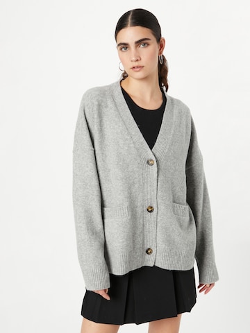 Monki Knit Cardigan in Grey: front