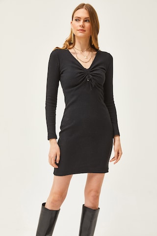 Rochie de la olalook pe negru