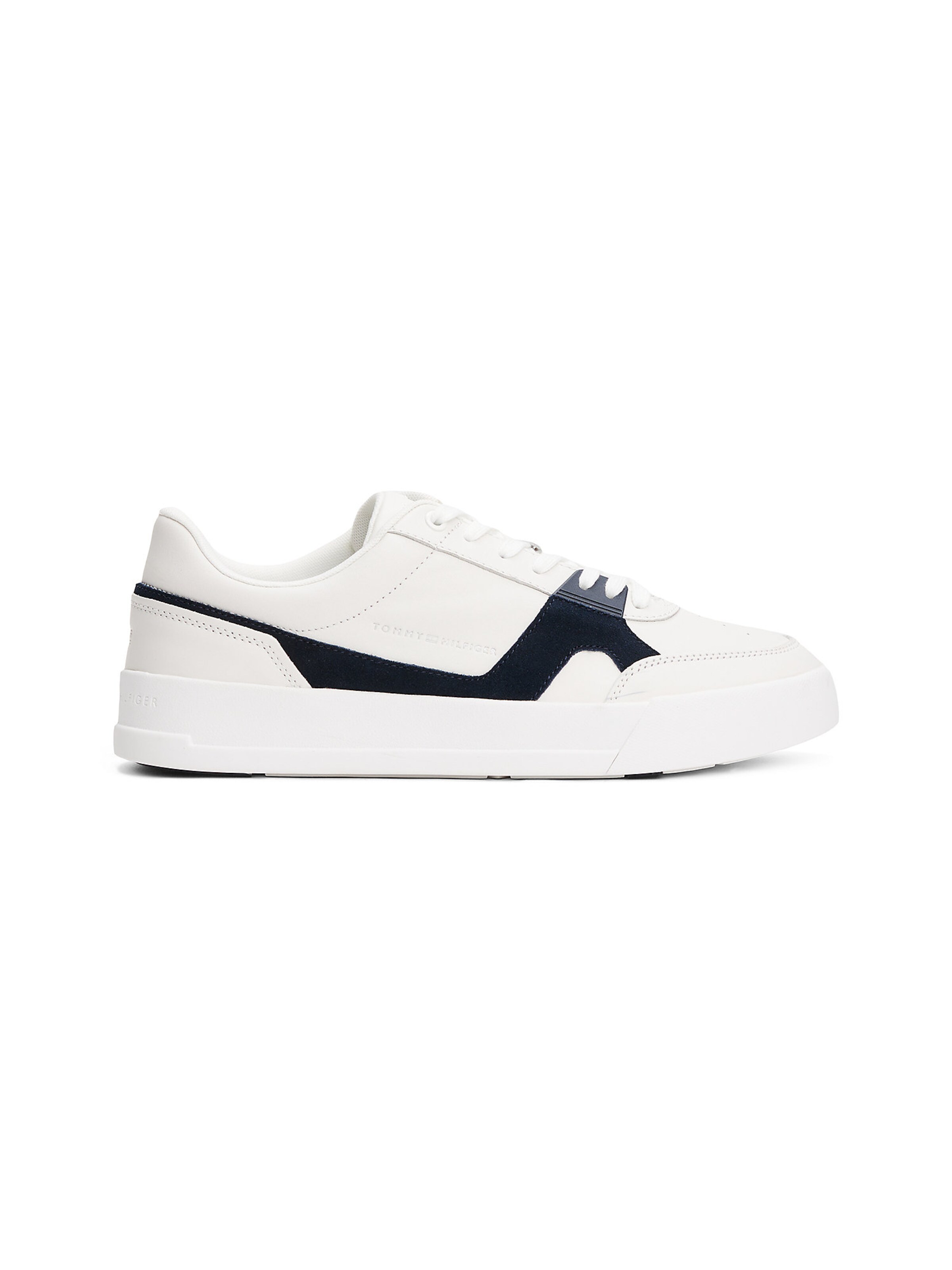 Baskets basses TOMMY HILFIGER en blanc