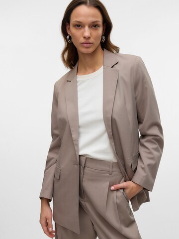 VERO MODA - Blazer 'VMNila' en gris: frente