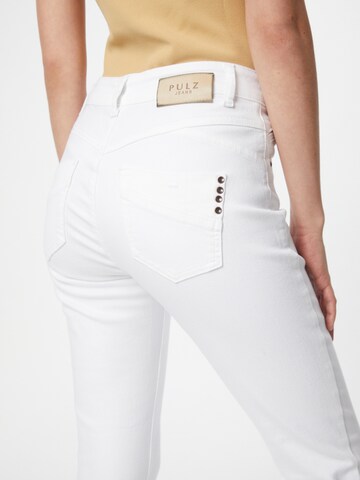 PULZ Jeans - Skinny Vaquero 'CARMEN' en blanco