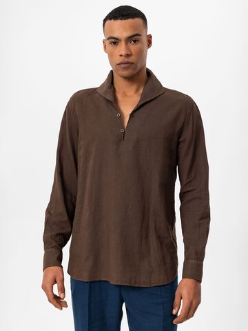 T-Shirt Antioch en marron : devant