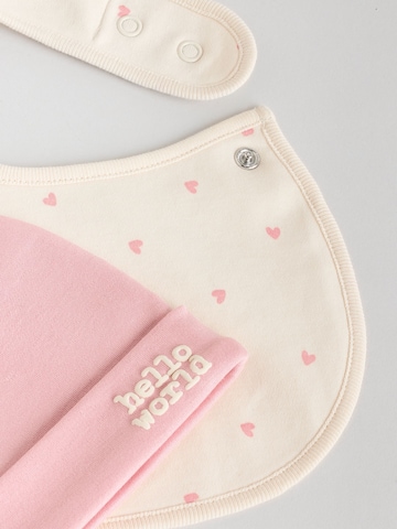 Next Set in Pink
