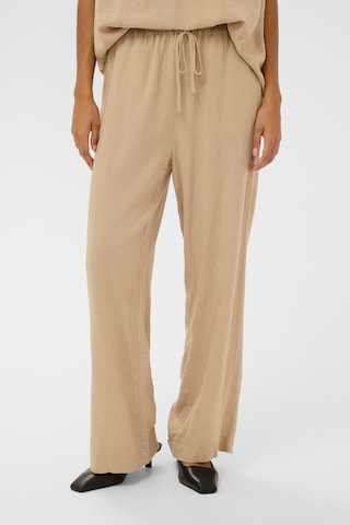 SOAKED IN LUXURY Wide leg Trousers 'SLAria' in Beige: front