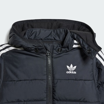 ADIDAS ORIGINALS - Casaco meia-estação 'Adicolor' em preto