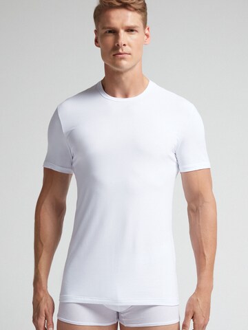 IUMAN Intimissimi Shirt in White: front