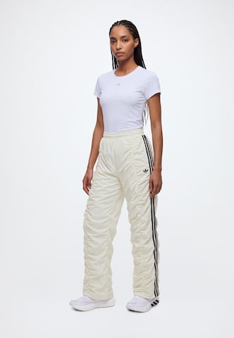 ADIDAS ORIGINALSregular Hlače - bijela boja