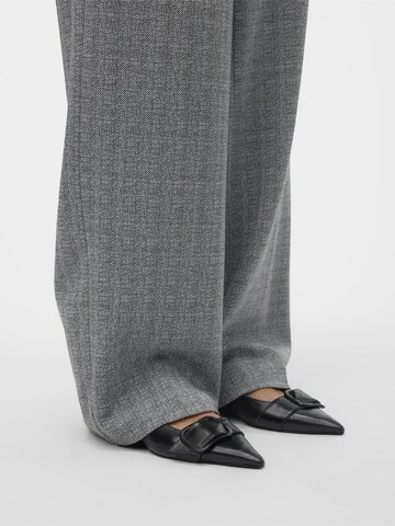 VERO MODA Wide leg Pants 'SILVA' in Grey