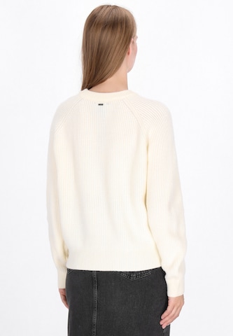 DreiMaster Vintage Knit cardigan in White