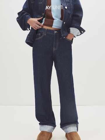 Pull&Bear Loose fit Jeans in Blue: front