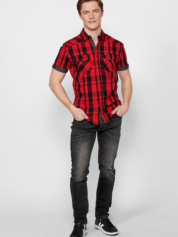 KOROSHI - Slim Fit Camisa em vermelho