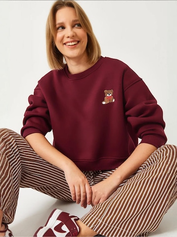 Bianco Lucci - Sweatshirt em vermelho: frente