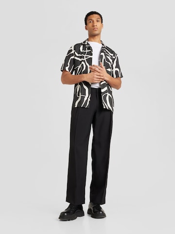 Volcom Regular fit Button Up Shirt in Black