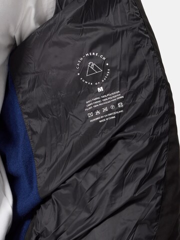 Parka invernale di CASH-MERE.CH in nero