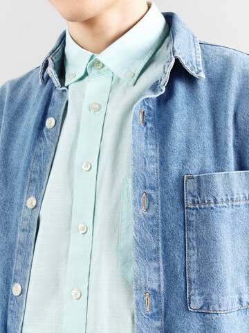 FYNCH-HATTON - Ajuste regular Camisa en verde