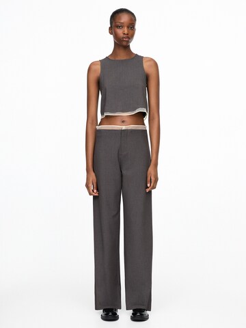 Regular Pantaloni de la Pull&Bear pe gri