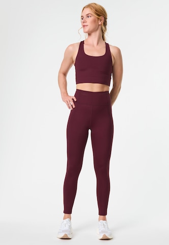 purpurinė Girlfriend Collective Biustjė Sportinė liemenėlė 'Paloma'