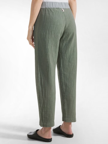 DEHA Regular Trousers in Green