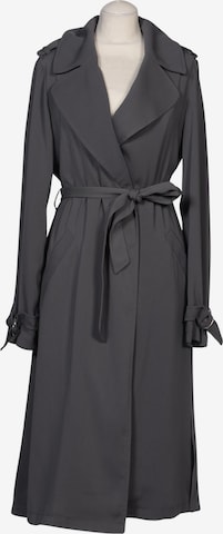 River Island Mantel M in Grau: Vorderseite