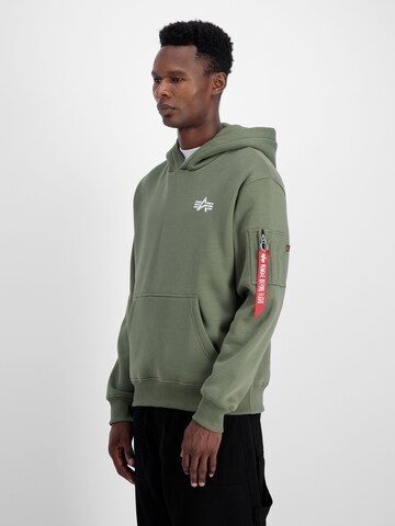 ALPHA INDUSTRIES Свитшот 'Signature' в Зеленый