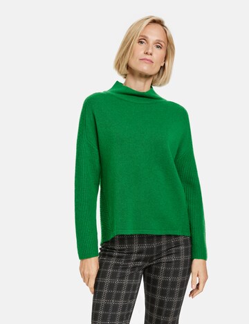 GERRY WEBER Pullover in Grün: Vorderseite