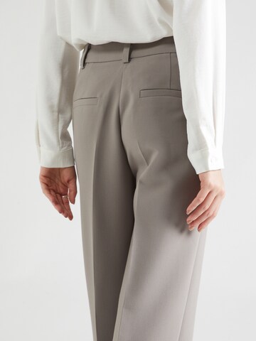 Loosefit Pantalon à plis 'Gale' modström en gris