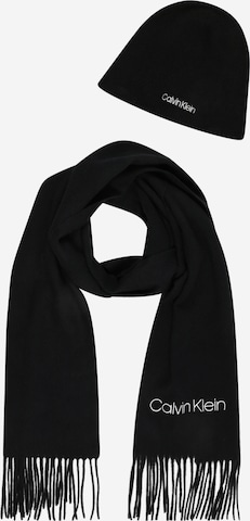 Berretto di Calvin Klein in nero: frontale